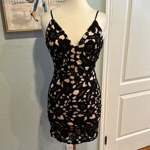 Garota • Black Lace Mini • Sz S • NEW!